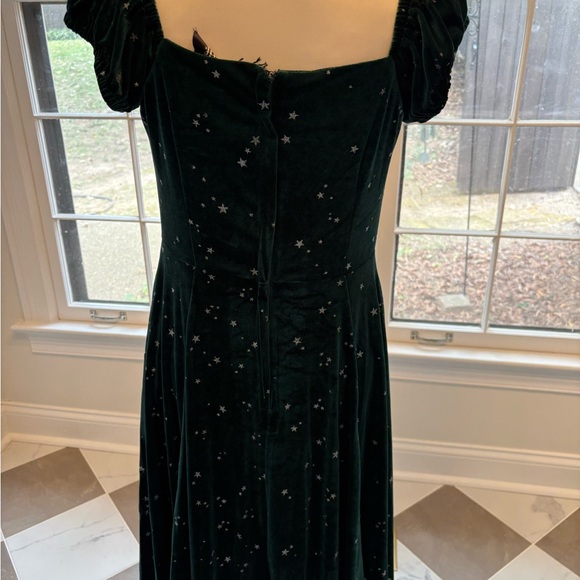 Green Velvet Collectif dress NWT straight from the UK. - Picture 7 of 9